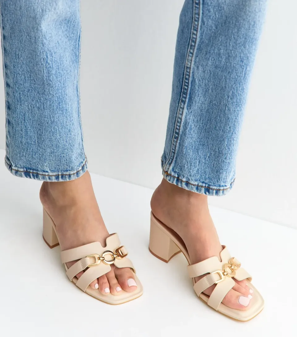 Women's Extra Wide Fit Off White Block Heel Mules