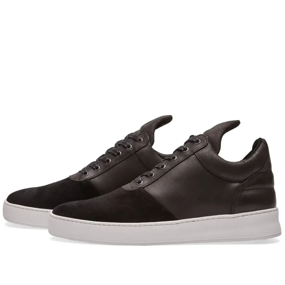 Low Top Sneaker