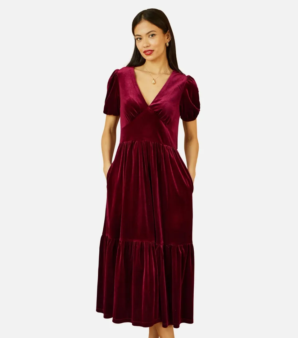 Women's Burgundy Velvet Tiered Midi Dress
