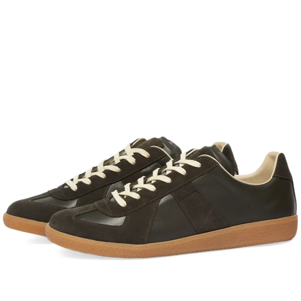 Classic Replica Sneaker