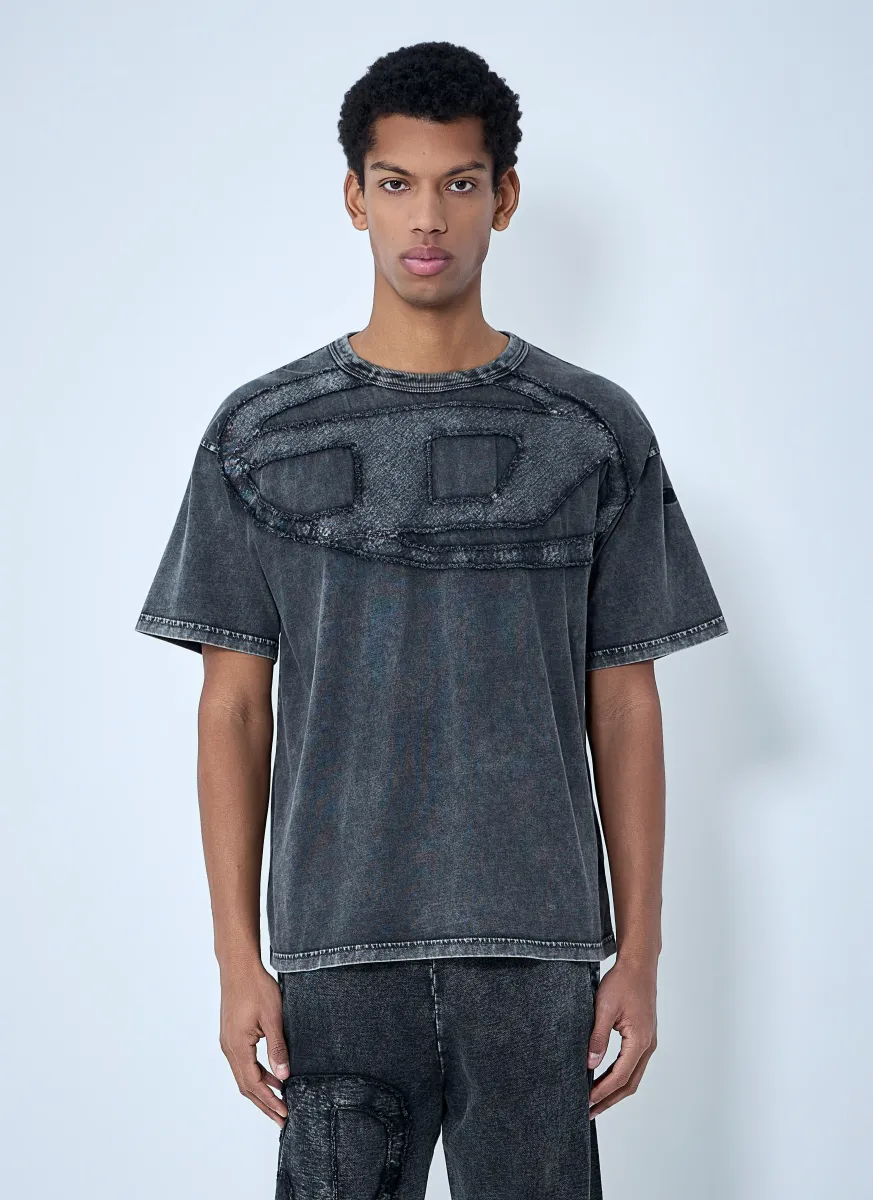 T-Boxt-Den T-Shirt