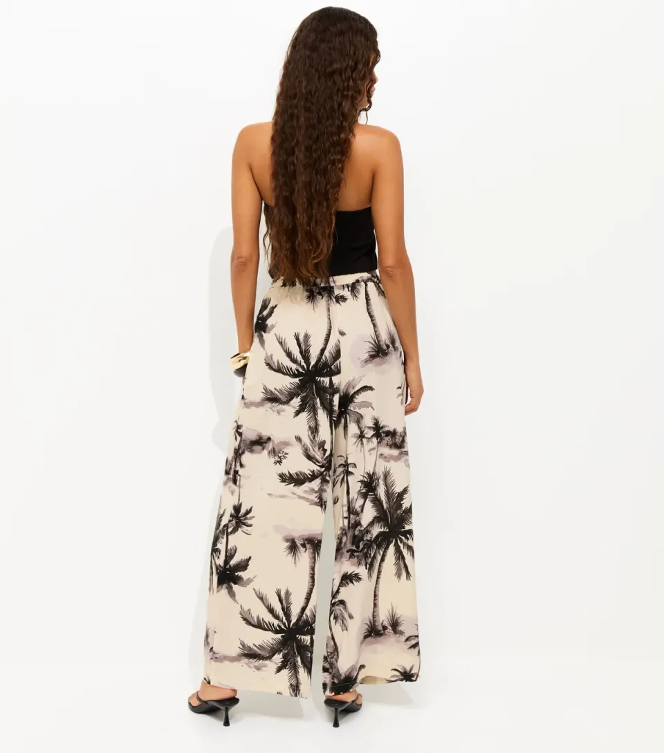 Women's Petite White Palm Tree Print Wide Leg Trousers