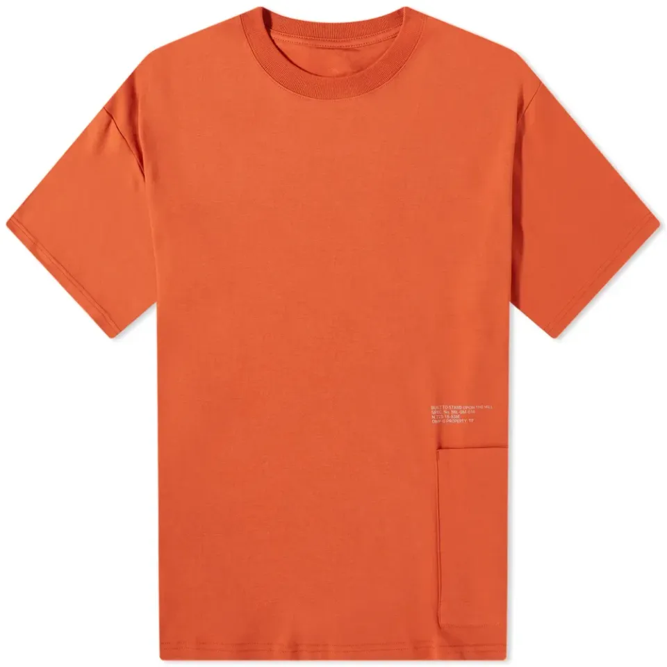 Nes-01 “Tomáš” Graphic T-Shirt