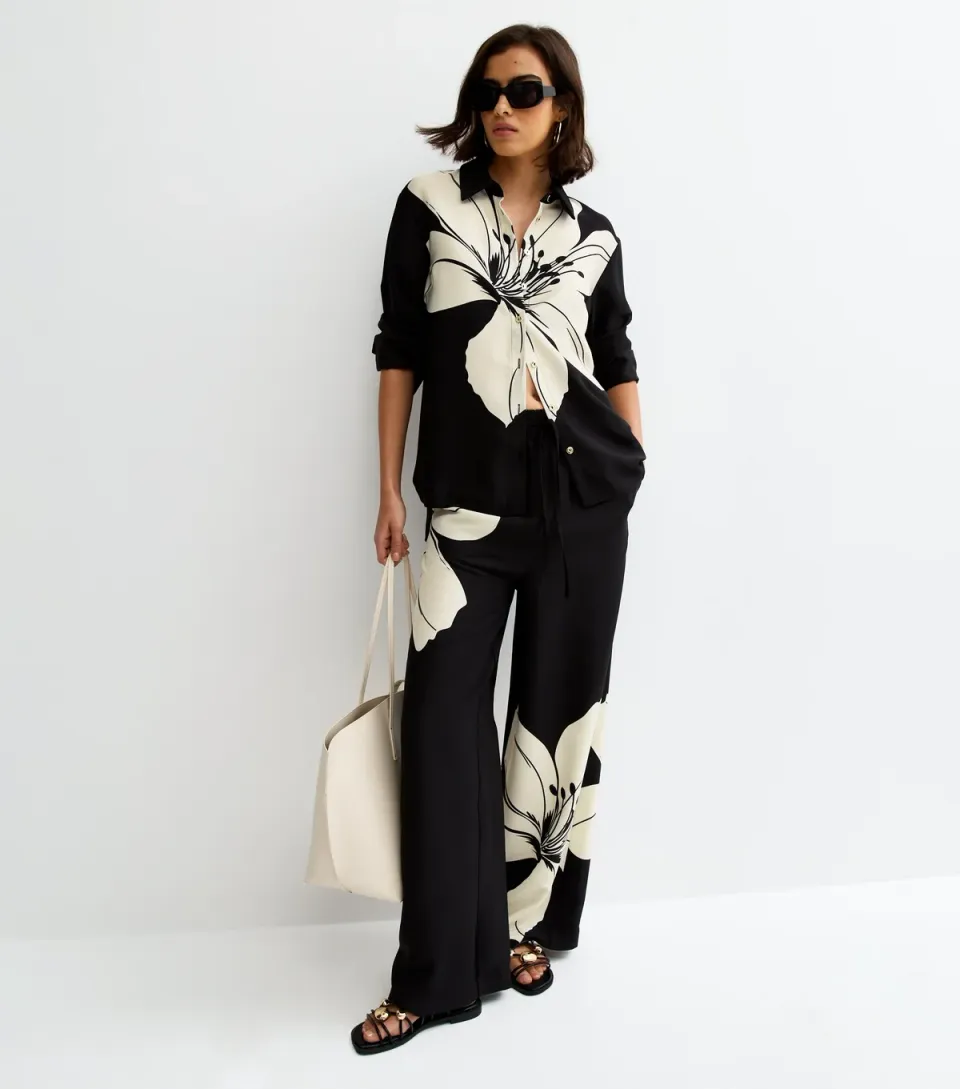 Women's Black Large Lily Print Long Sleeve Shirt