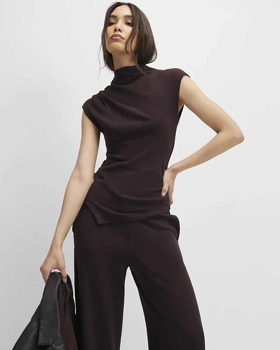 Cosy Sleeveless Drape Top