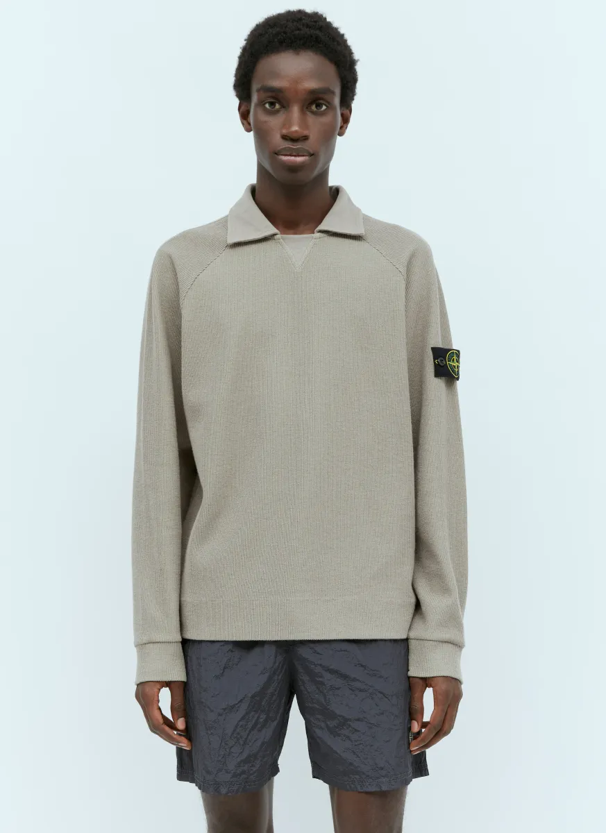 Spread Collar Knit Sweater