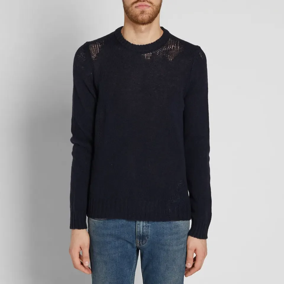 10 Distressed Crew Knit