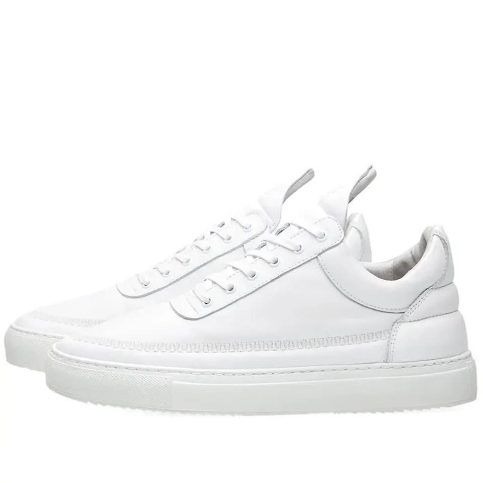 Low Top Sneaker