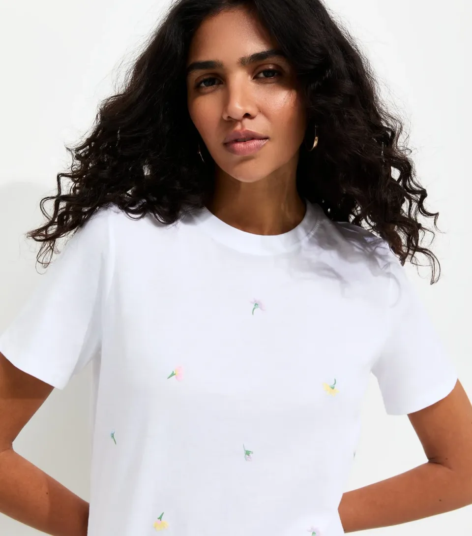 Women's White Flower Bud Print Relaxed T-Shirt