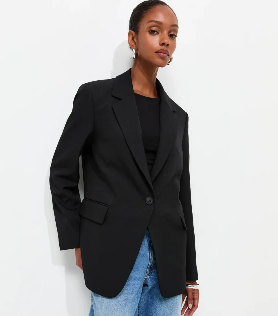 Women's Black Oversized Woven Single Button Blazer