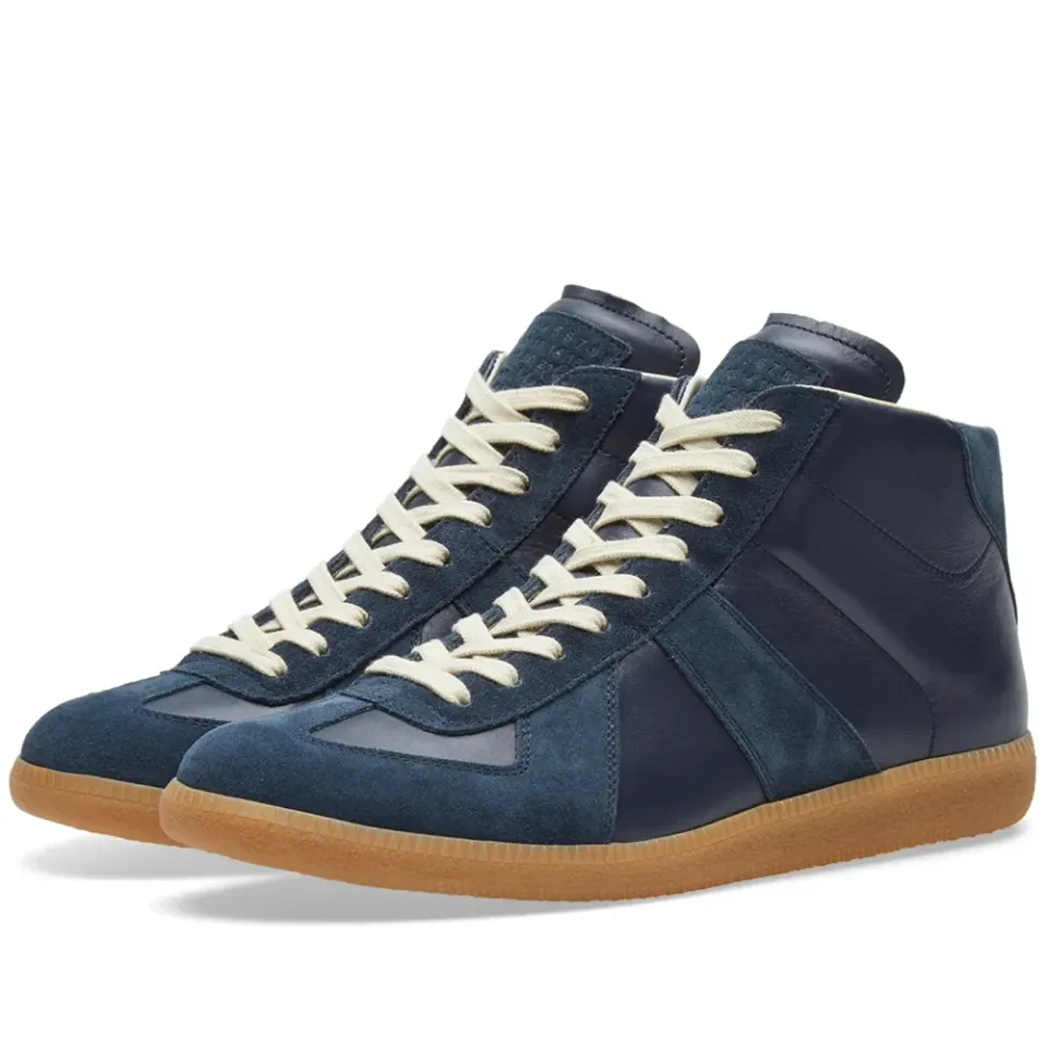 22 Replica High Sneaker