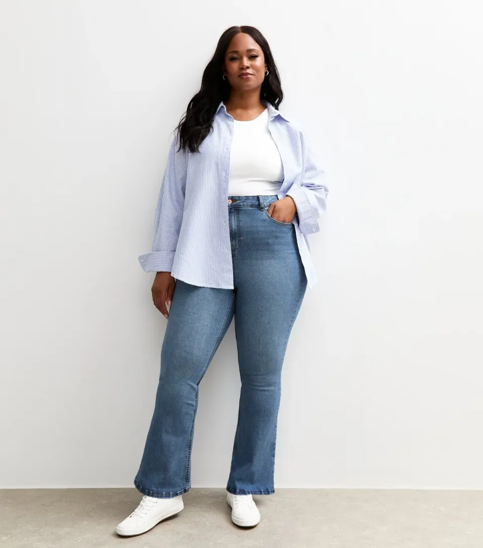 Women's Plus Size Blue Bootcut Jeans Curves