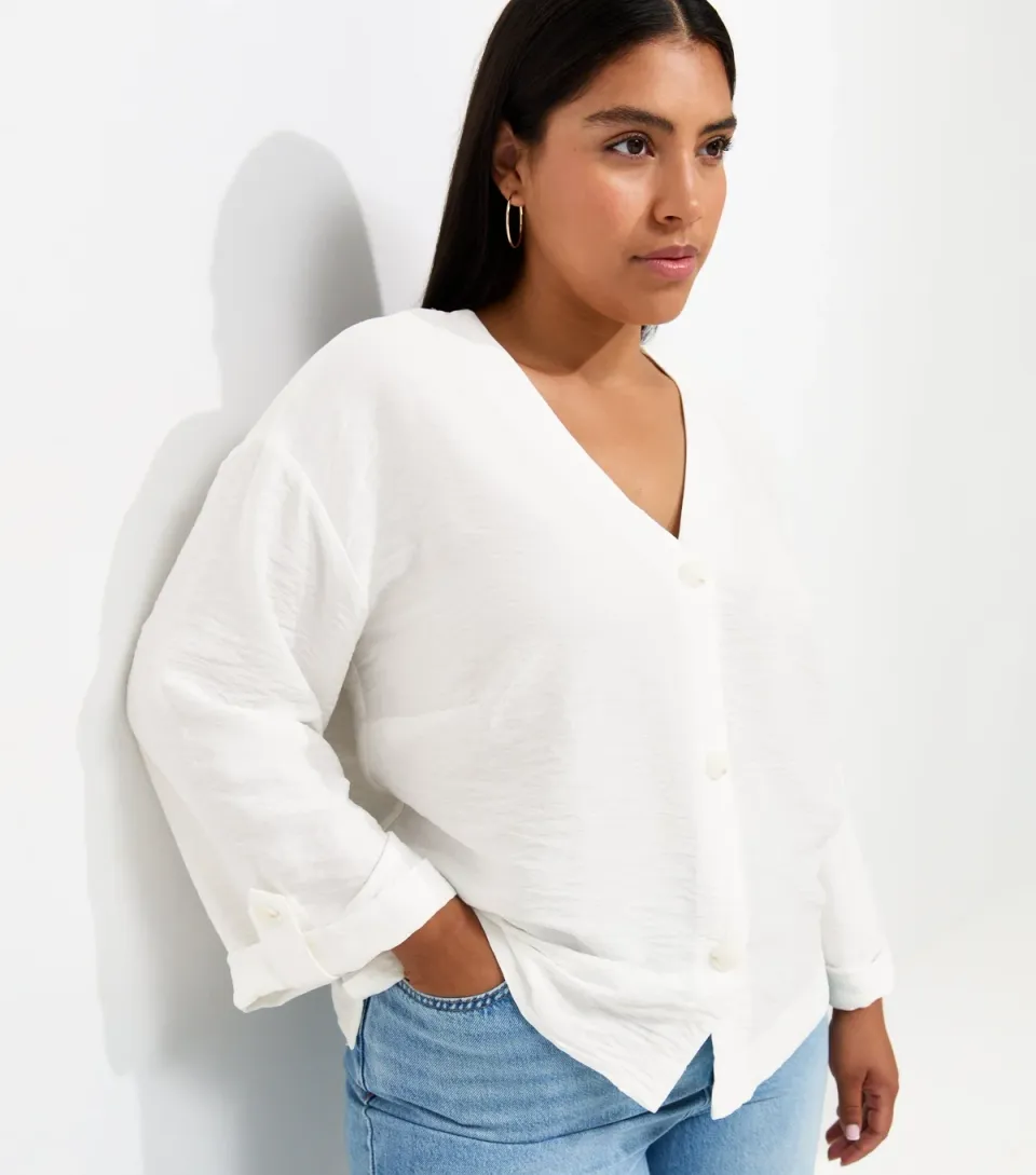 Women's Plus Size Cream Crinkle Texture Cropped Sleeve Shirt Curves