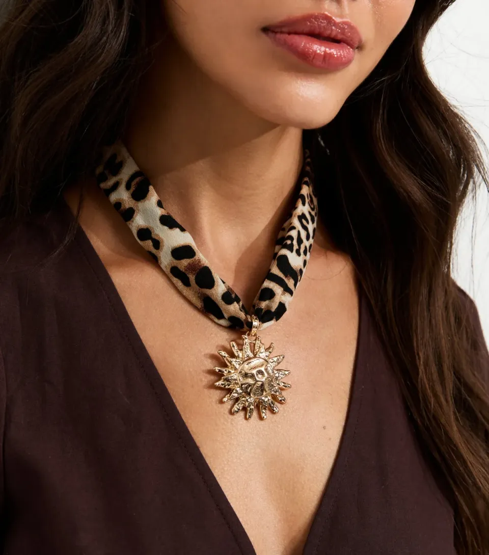 Brown Leopard Print Sun Pendant Necklace