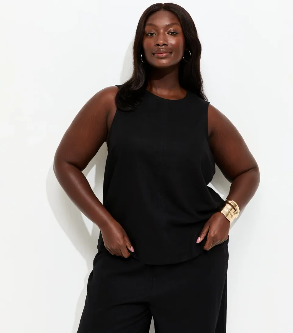 Women's Plus Size White Linen Blend Sleeveless Top Curves