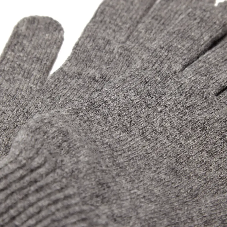 Twisted Yarn Glove