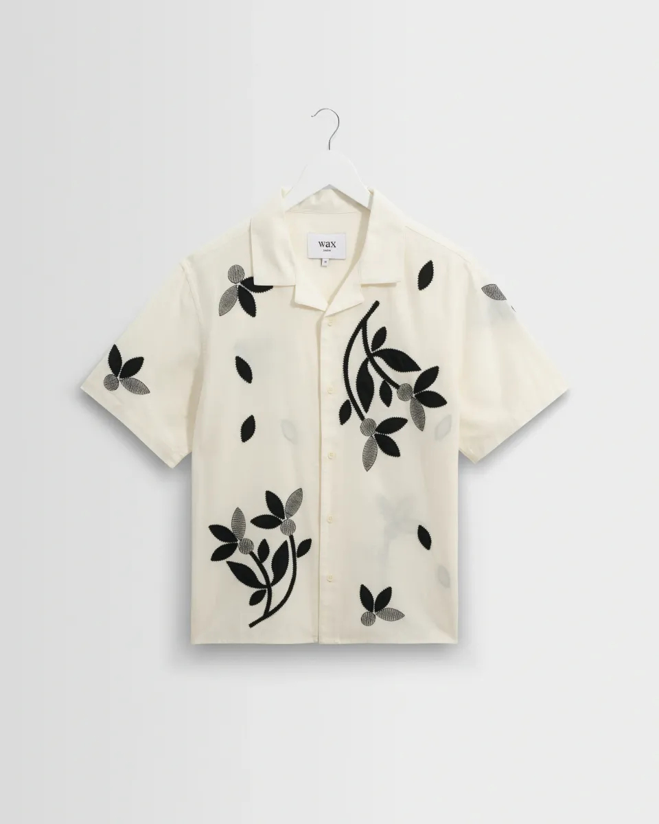 Didcot - Ecru and Black Bloom Applique Short-Sleeve Shirt