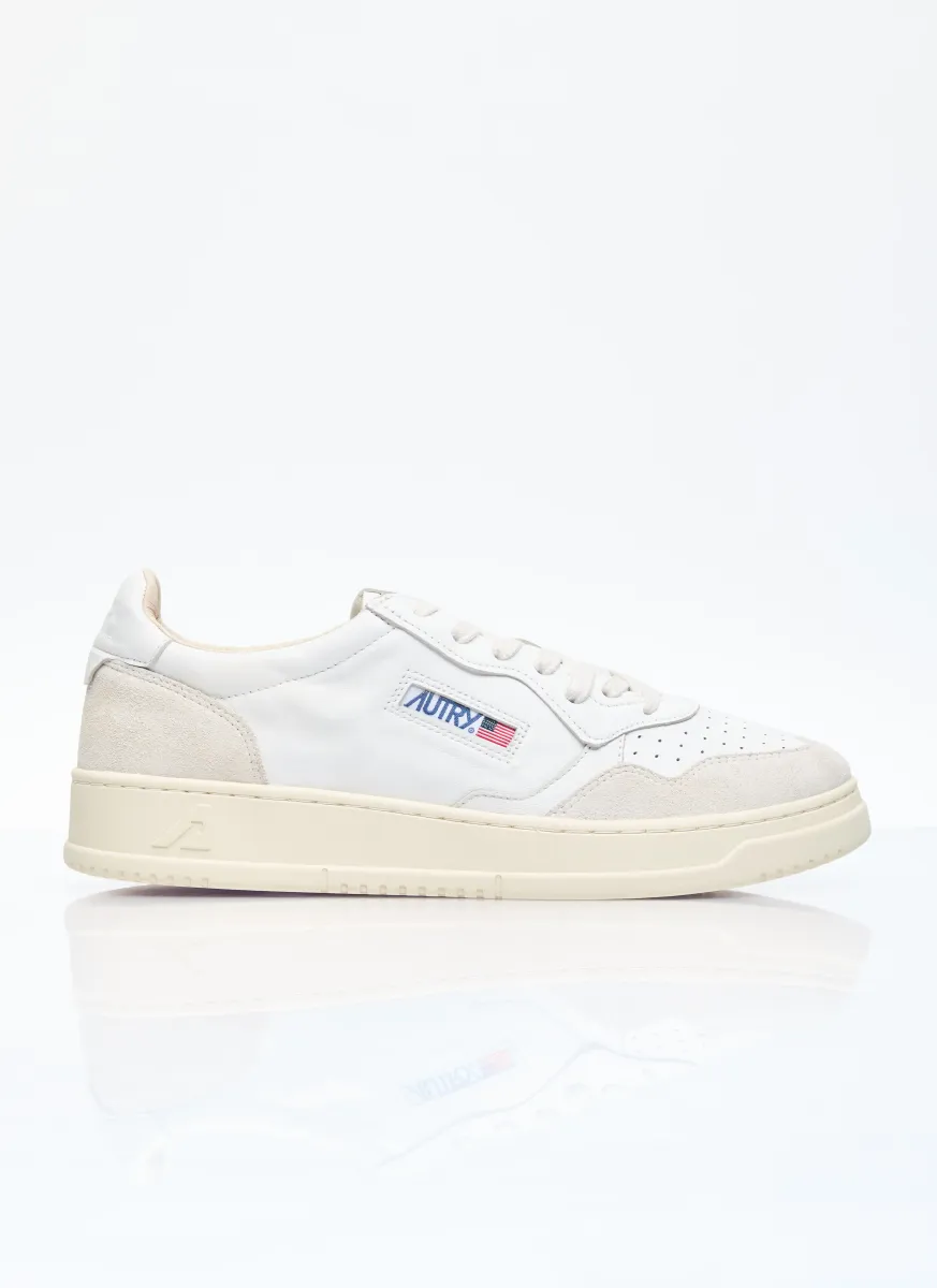 Medalist Low Top Sneakers