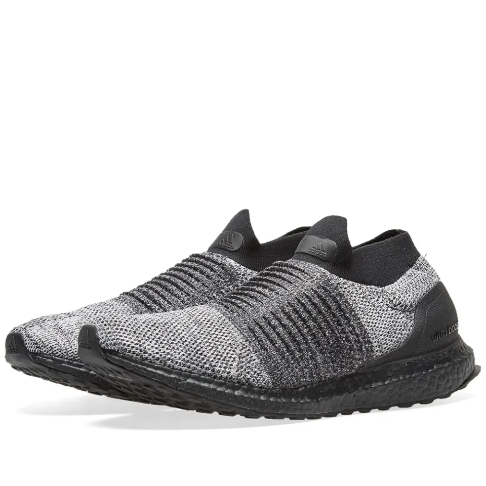 Ultra Boost Laceless