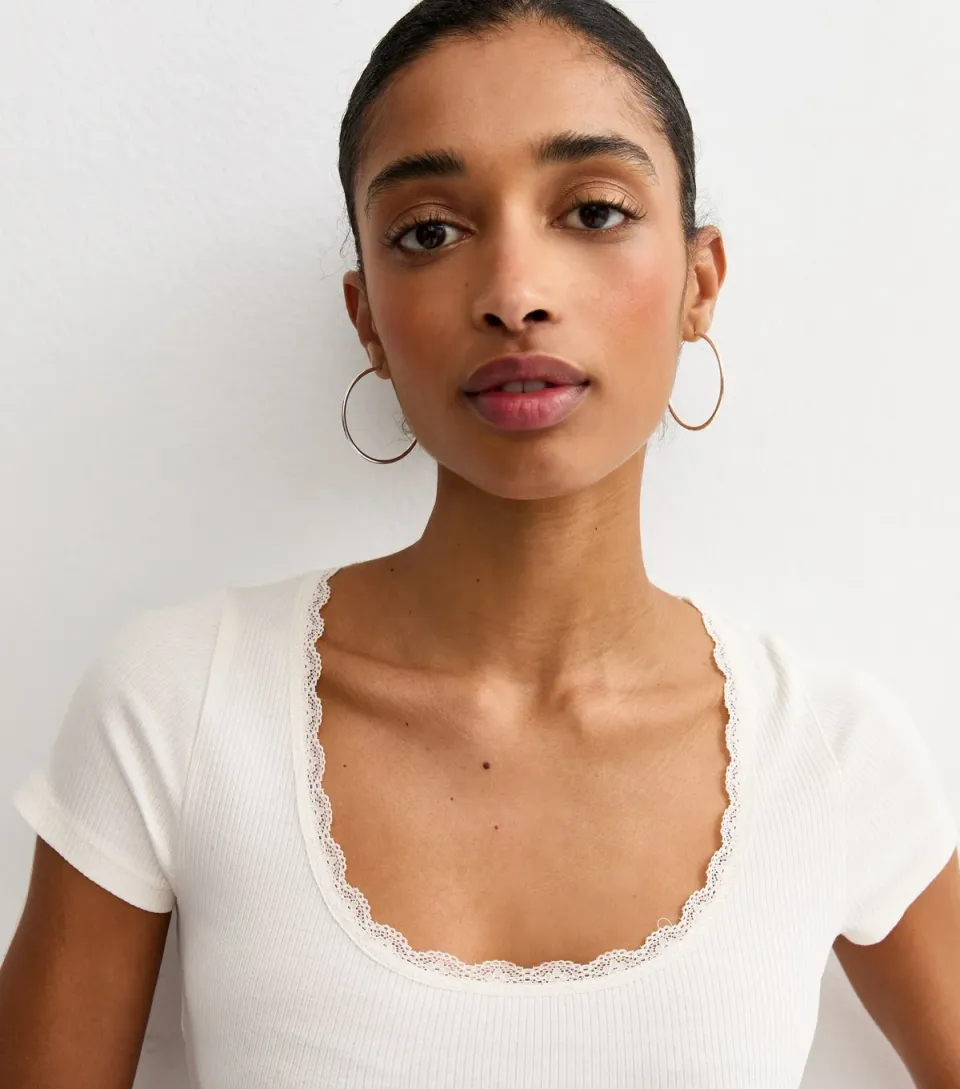 Women's Cream Lace Trim Scoop Neck T-Shirt