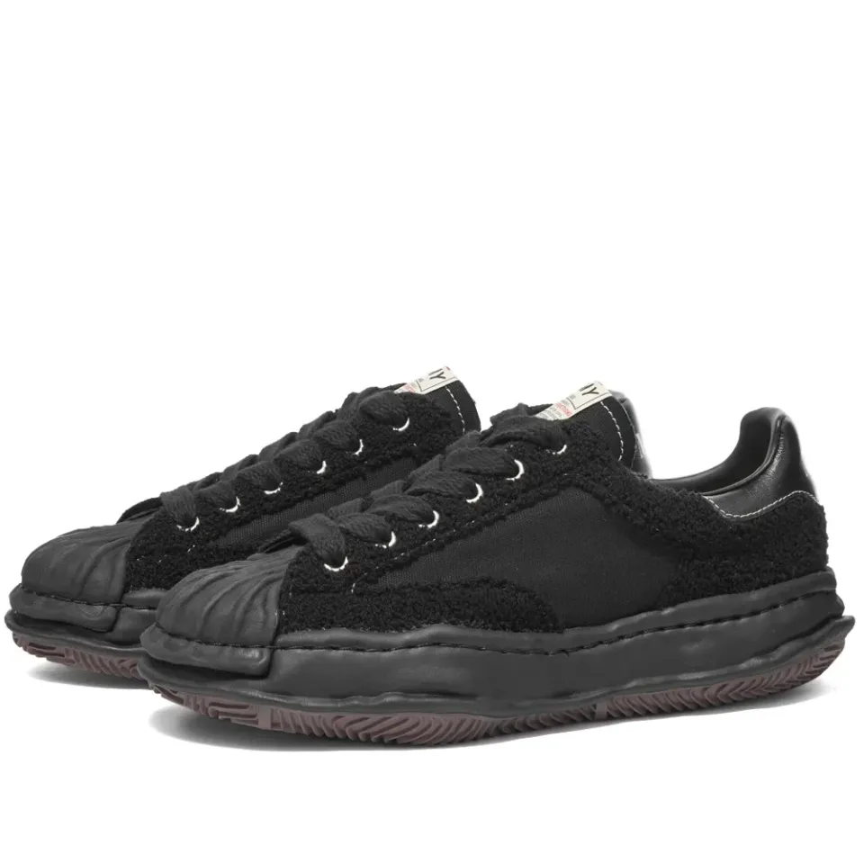Blakey Low Original Shell Toe Canvas Sagara Sneaker