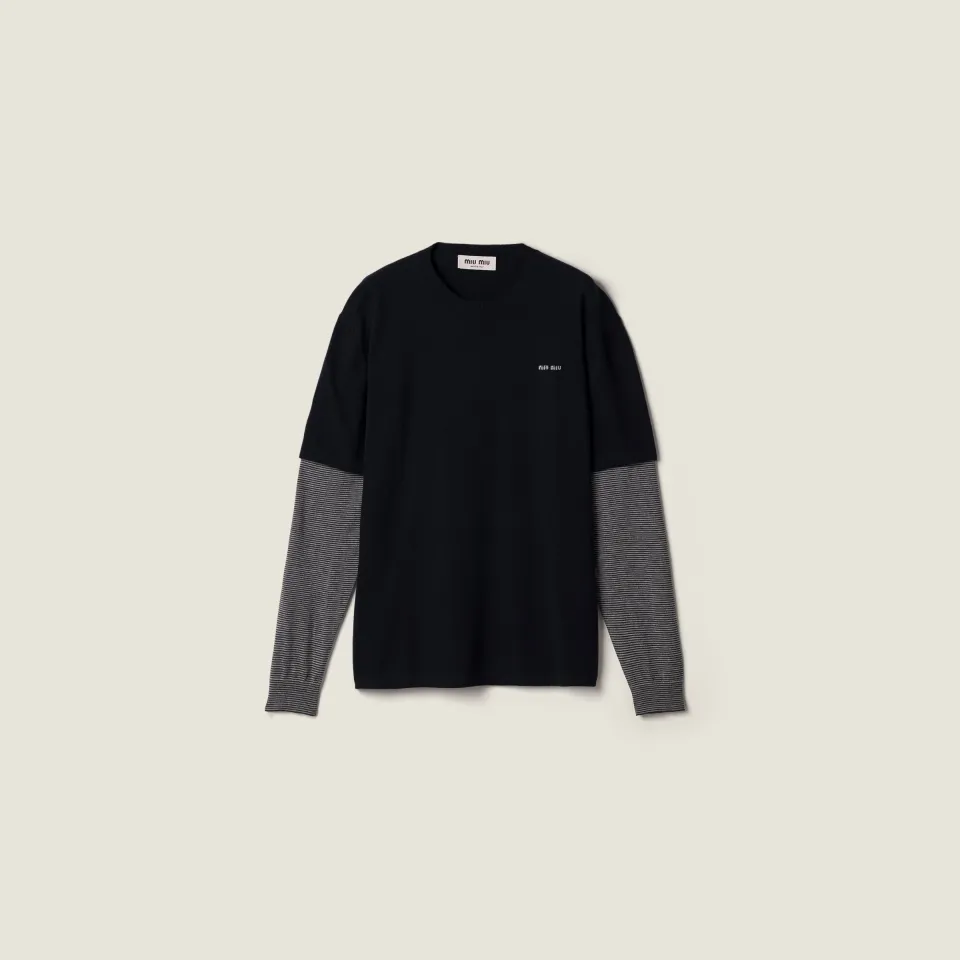 Wool and cashmere sweater