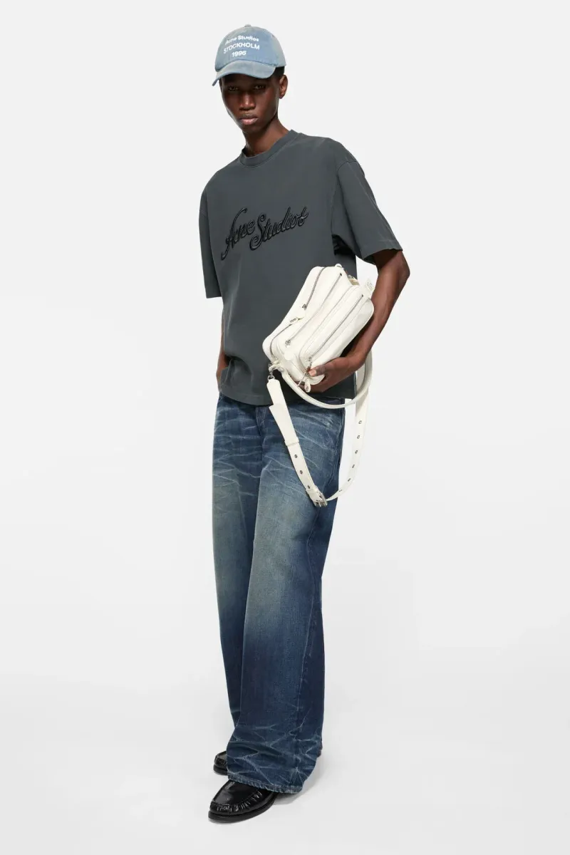 Embroidered logo t-shirt