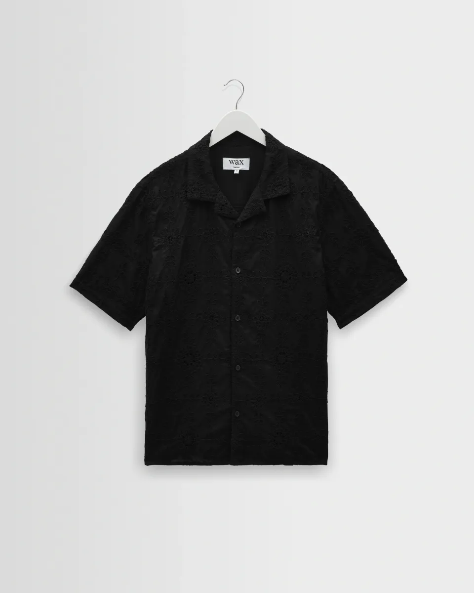 Didcot - Black Corded Lace Short-Sleeve Shirt