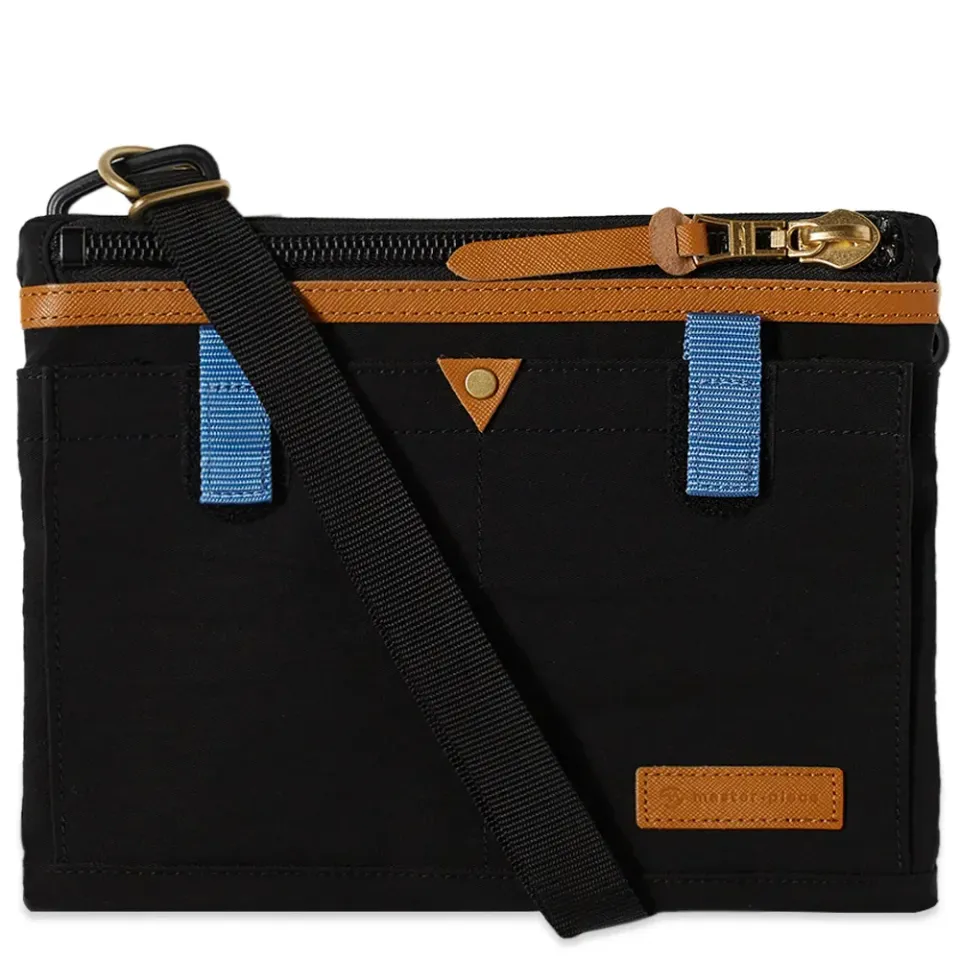 Link Series Shoulder Bag