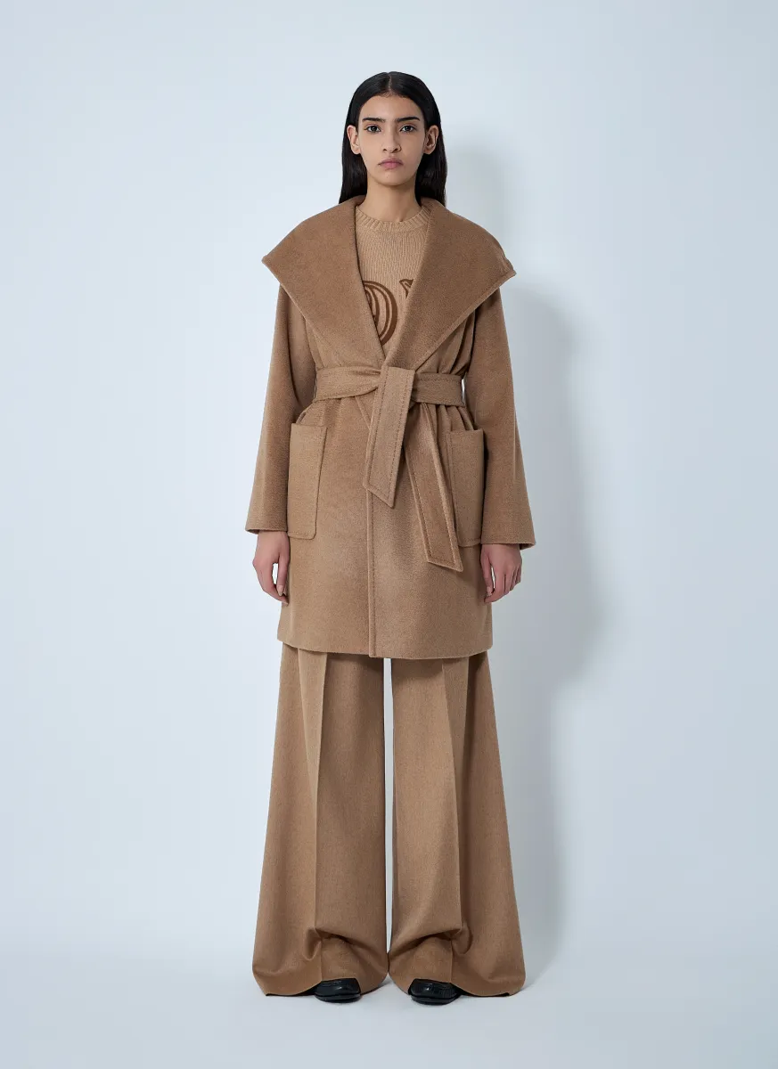 Camelwool Coat