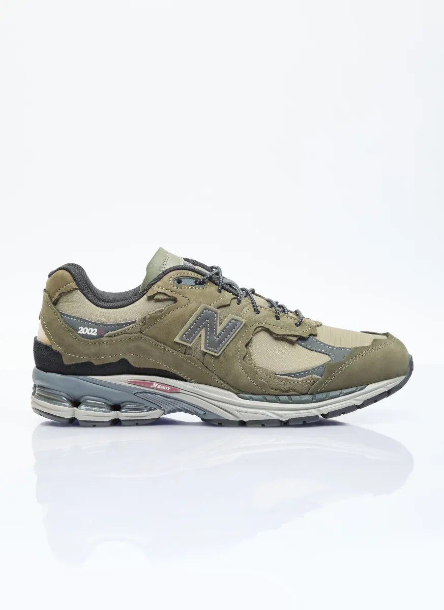 2002R Sneakers