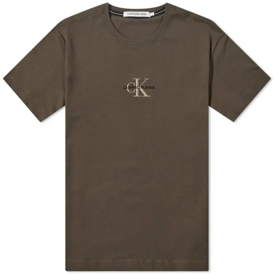 New Iconic Essential T-Shirt