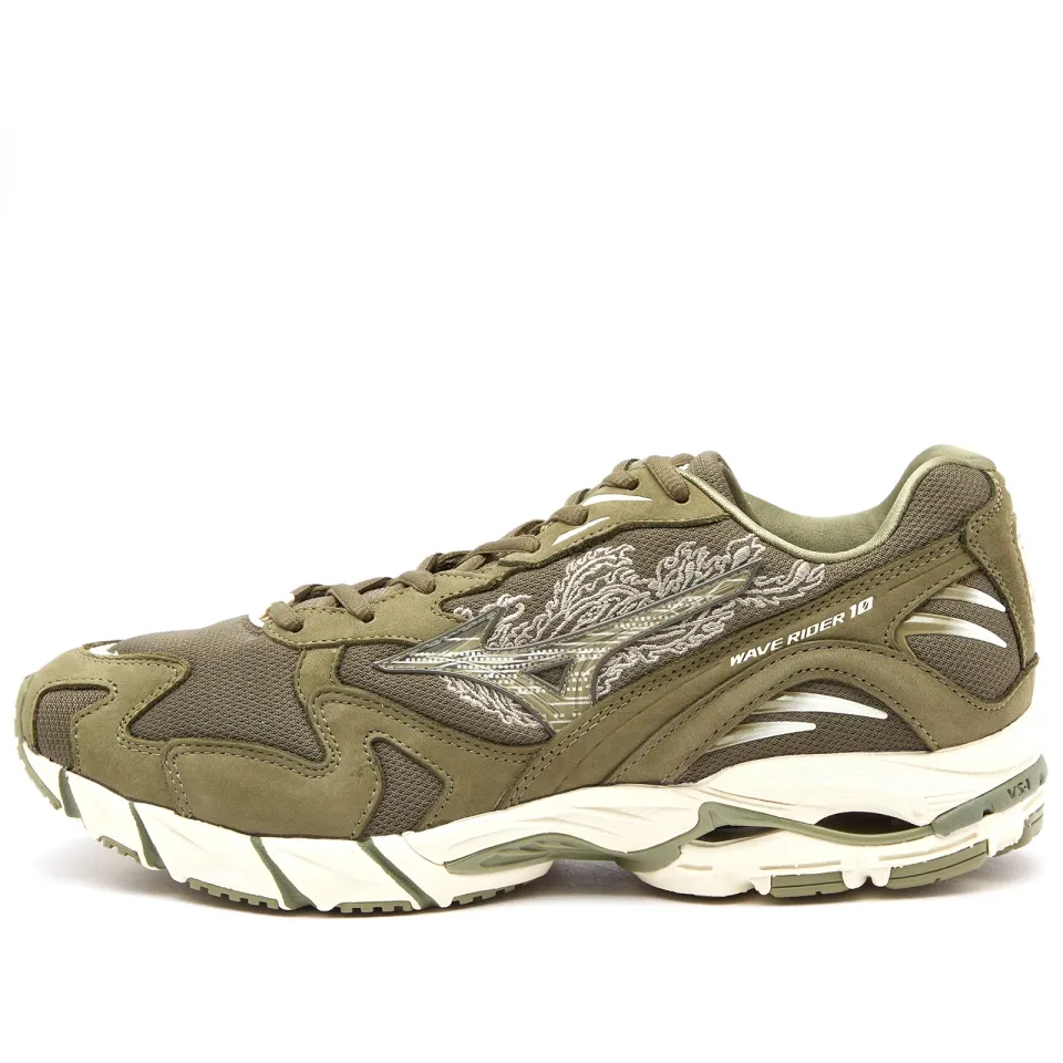 x Maharishi Wave Rider 10