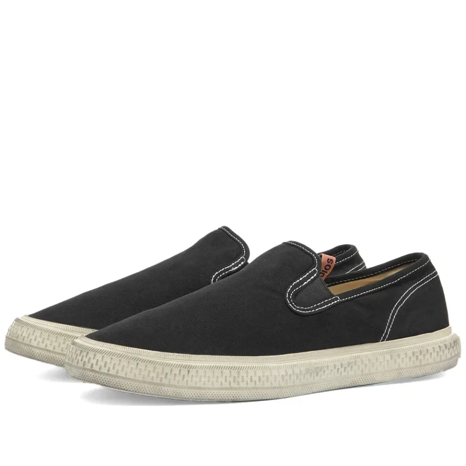 Ballow Tumbled Slip On Sneaker