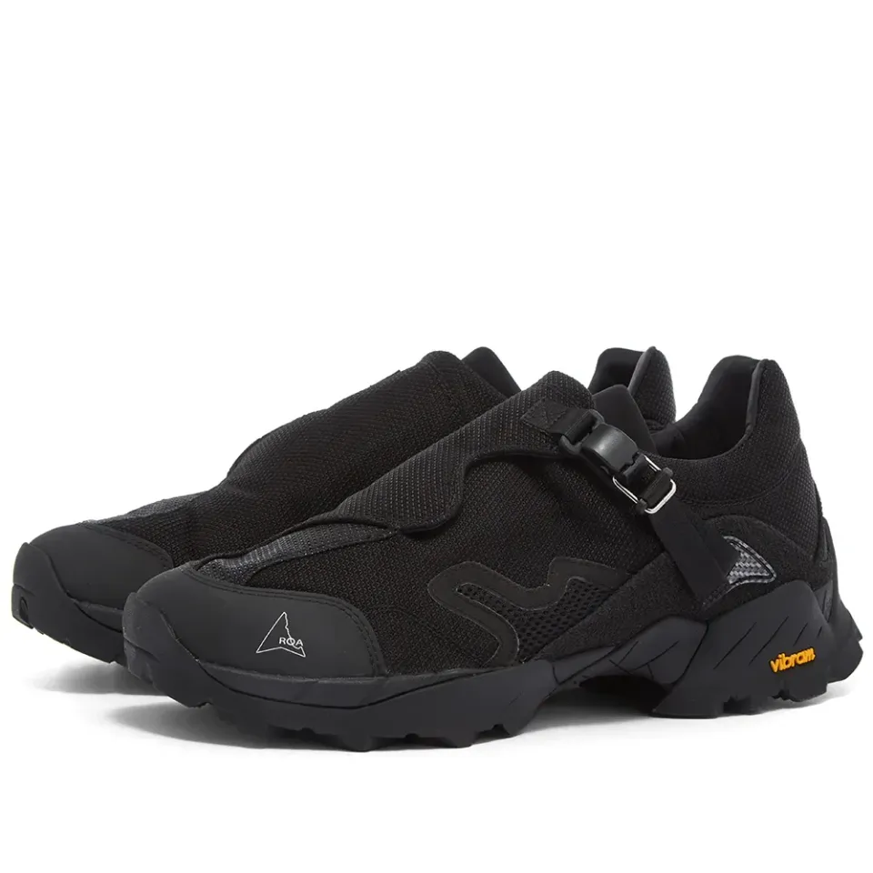 Minar Hiking Sneaker