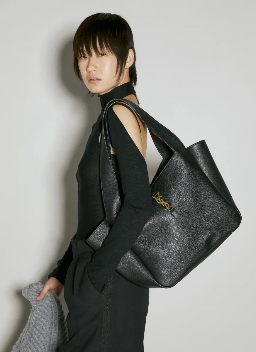 Le 5 à 7 Bea Shoulder Bag