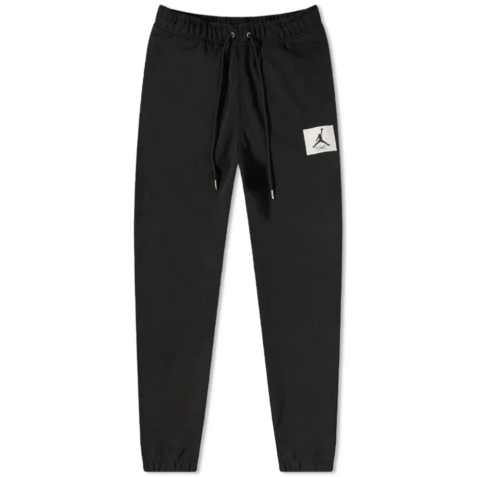 Essential Statement Fleece Pant