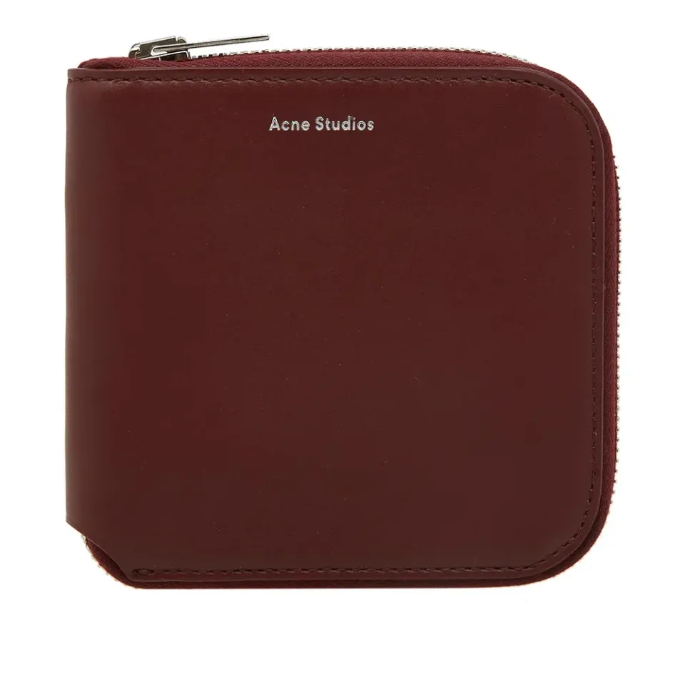 Csarite S Wallet