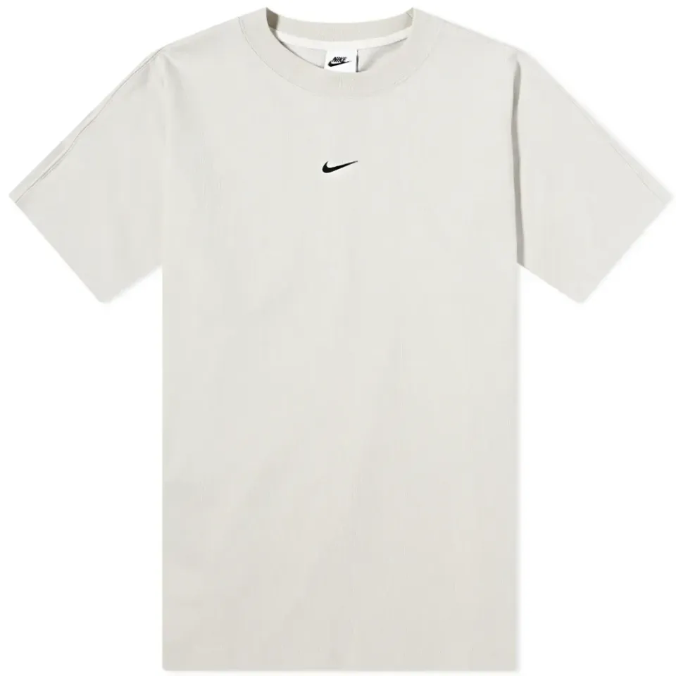 Nike Premium Essentials Heavyweight T-Shirt