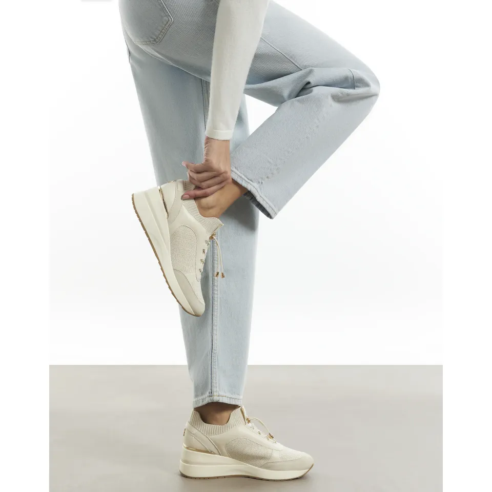 Flyknit Toggle Sequin Wedge Trainers