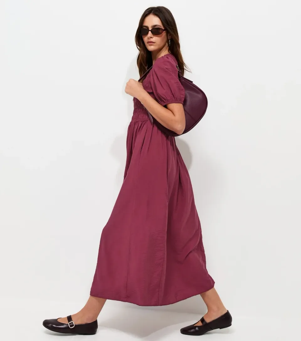 Women's Green Shirred Body Short Sleeve Midi Dress
