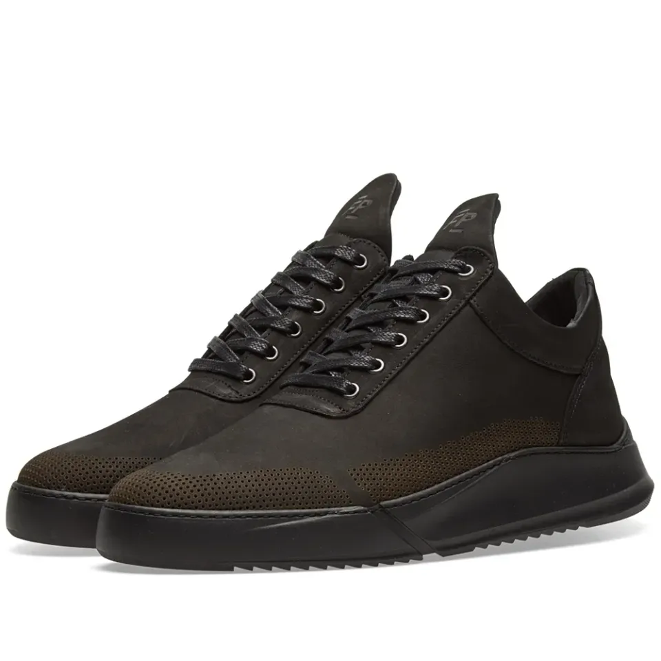 Low Top Sneaker