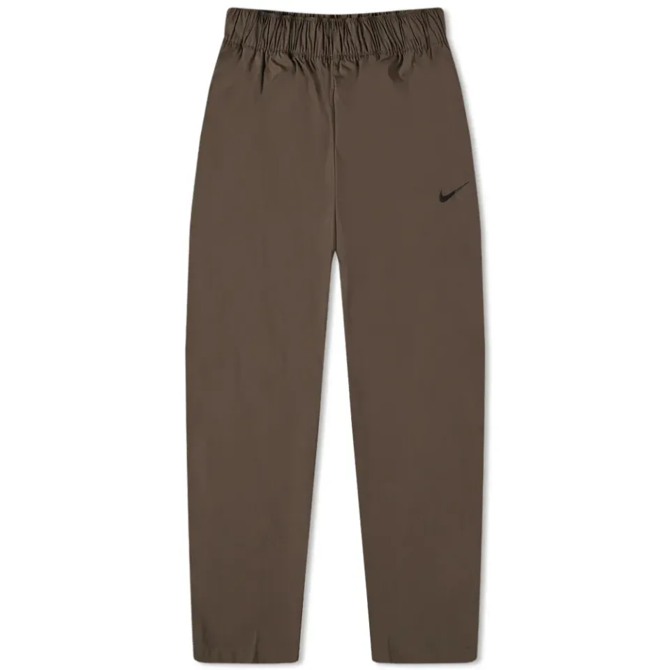 Nike Essentials Woven Pant