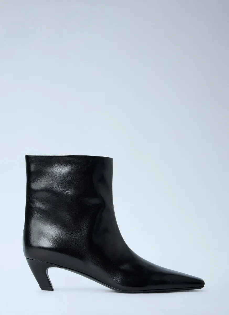 Arizona Ankle Boots