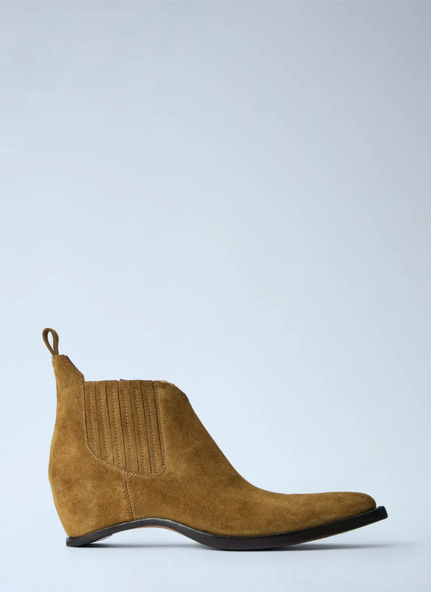 Heel-Less Western Chelsea Boots