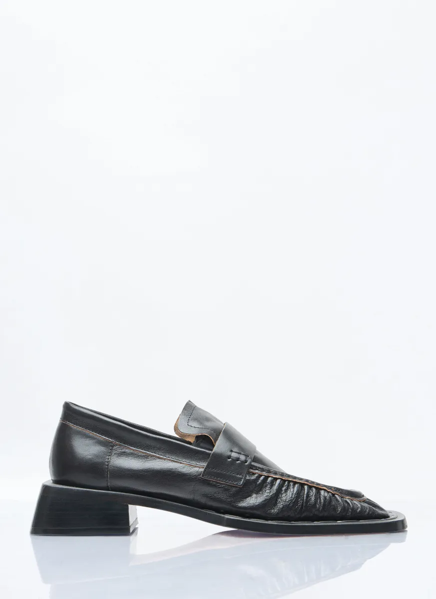 Airi Loafers