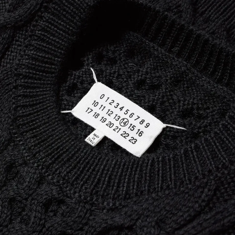 14 Oversized Cable Crew Knit